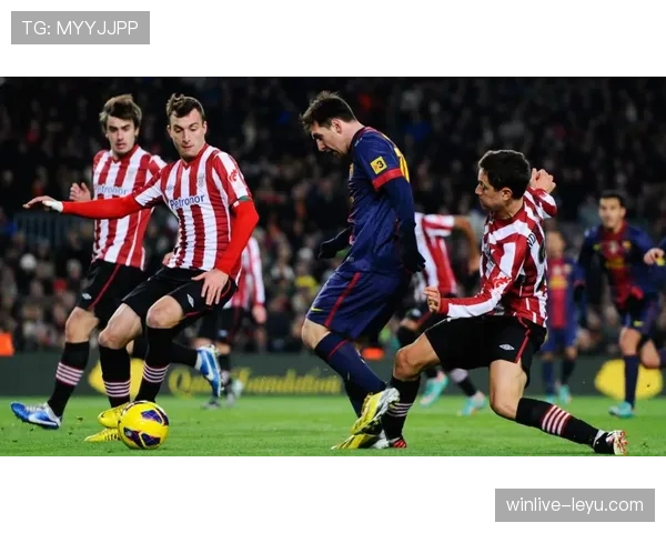 梅西告别巴萨开启新篇章，转会震撼足坛引全球关注