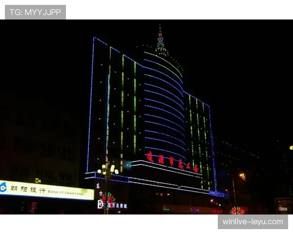 历届欧洲杯经典战役回眸：传奇对决与永恒瞬间铸就足球史诗