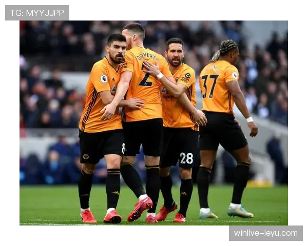 蓝桥军团逆转英超劲旅，彰显卓越竞争力与团队精神