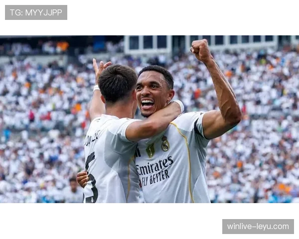 皇马攻防兼备状态回暖,新赛季强势展现争冠实力 皇马攻防兼备状态回暖,新赛季强势展现争冠实力