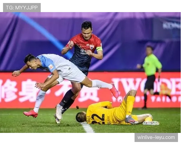 南特锋线强势崛起，状态回暖助球队豪取连胜