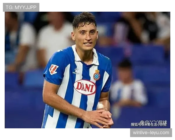 瓦伦西亚主帅战术调整显成效，球队状态回升引关注