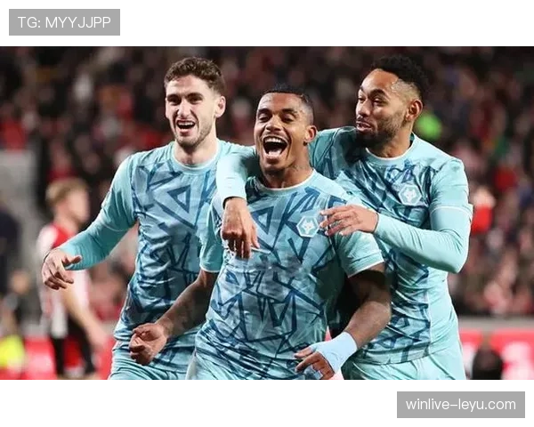 埃弗顿大胜对手,状态回暖迎接新赛季挑战 埃弗顿大胜对手,状态回暖迎接新赛季挑战