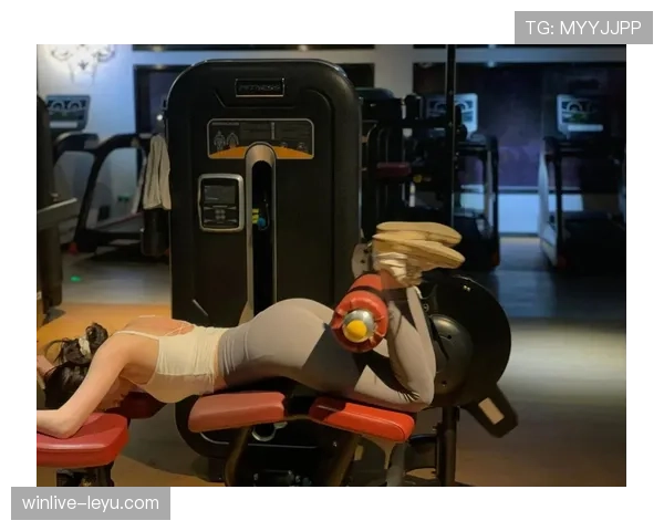 费钰婷训练完随手晒的餐盘，这自律程度谁看了不说一句服